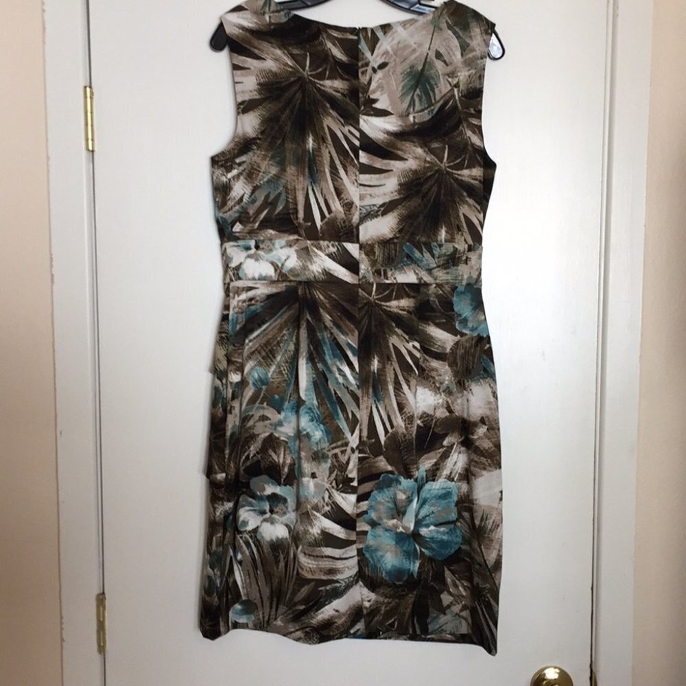 12‎ Connected Apparel Dress - Picture 4 of 4